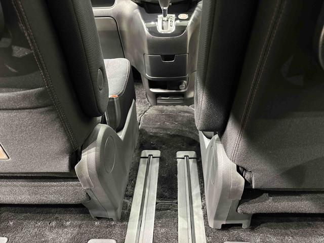 セレナハイウェイスターG S−ハイブリッド ナビ ドラレコ ETCオートエアコン 電動格納ドアミラー 両側電動スライドドア キーフリーシステム 3列シート バックモニター対応(広島県)の中古車