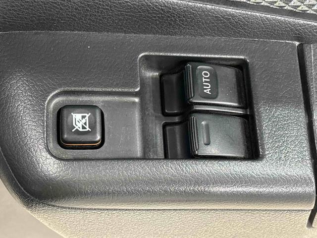 タウンエーストラックＤＸ　Ｘエディション　純正ナビゲーション　ドライブレコーダー４ＷＤ　４速ＡＴ　パワーウインドウ　手引き式サイドブレーキ　キーレスエントリー（広島県）の中古車