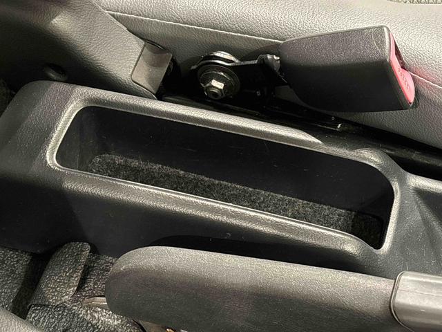 タウンエーストラックＤＸ　Ｘエディション　純正ナビゲーション　ドライブレコーダー４ＷＤ　４速ＡＴ　パワーウインドウ　手引き式サイドブレーキ　キーレスエントリー（広島県）の中古車