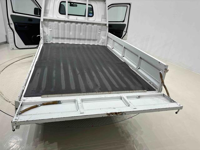 タウンエーストラックＤＸ　Ｘエディション　純正ナビゲーション　ドライブレコーダー４ＷＤ　４速ＡＴ　パワーウインドウ　手引き式サイドブレーキ　キーレスエントリー（広島県）の中古車