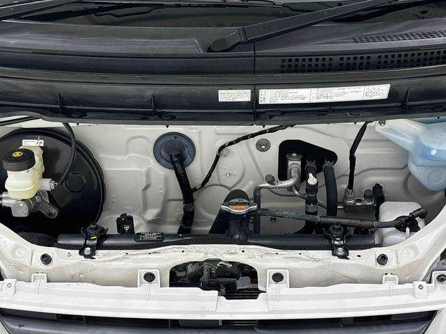 タウンエーストラックＤＸ　Ｘエディション　純正ナビゲーション　ドライブレコーダー４ＷＤ　４速ＡＴ　パワーウインドウ　手引き式サイドブレーキ　キーレスエントリー（広島県）の中古車