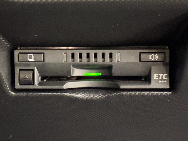 ロッキープレミアム　　ナビ・ドラレコ・ＥＴＣ付き契約後点検／延長保証追加プランあり／ブラインドスポットモニタ／ＴＶコントロールキット／置くだけ充電／ＵＳＢポート／ＬＥＤヘッドランプ・フォグランプ　全車速追従機能付アダプティブクルーズコントロール（広島県）の中古車