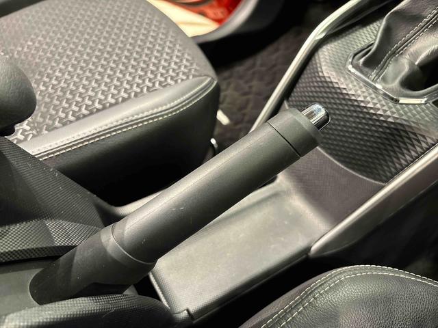 ロッキープレミアム　　ナビ・ドラレコ・ＥＴＣ付き契約後点検／延長保証追加プランあり／ブラインドスポットモニタ／ＴＶコントロールキット／置くだけ充電／ＵＳＢポート／ＬＥＤヘッドランプ・フォグランプ　全車速追従機能付アダプティブクルーズコントロール（広島県）の中古車