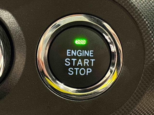 ロッキープレミアム　　ナビ・ドラレコ・ＥＴＣ付き契約後点検／延長保証追加プランあり／ブラインドスポットモニタ／ＴＶコントロールキット／置くだけ充電／ＵＳＢポート／ＬＥＤヘッドランプ・フォグランプ　全車速追従機能付アダプティブクルーズコントロール（広島県）の中古車