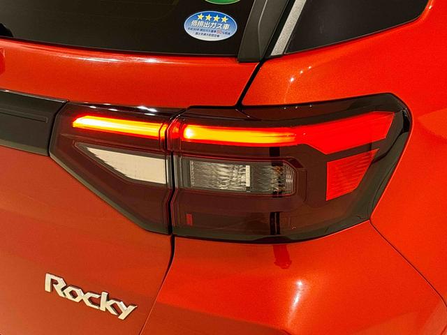 ロッキープレミアム　　ナビ・ドラレコ・ＥＴＣ付き契約後点検／延長保証追加プランあり／ブラインドスポットモニタ／ＴＶコントロールキット／置くだけ充電／ＵＳＢポート／ＬＥＤヘッドランプ・フォグランプ　全車速追従機能付アダプティブクルーズコントロール（広島県）の中古車