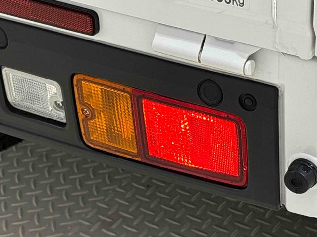 ハイゼットトラックハイルーフ９インチディスプレイオーディオ　ＬＥＤヘッドランプ　トップシェイドガラス　運転席ＳＲＳエアバック　バックソナー　電動式パワーステアリング　ＡＭ／ＦＭラジオ　あゆみ板掛けテールゲート　ＶＳＣ＆ＴＲＣ（広島県）の中古車