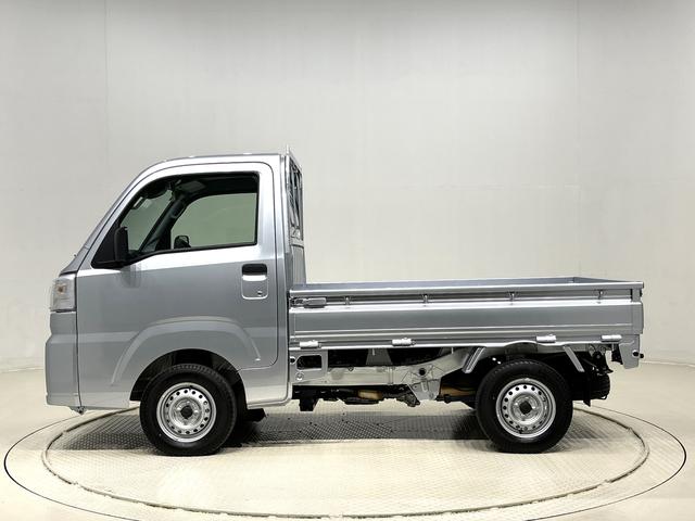 ハイゼットトラックスタンダード　農用スペシャル　４ＷＤ　大型荷台作業灯付リヤ４枚リーフスプリング　スーパーデフロック　アイドリングストップ車　スマートアシスト　ＡＭ／ＦＭラジオ　オートライト　バッテリーカバー　平床三方開　助手席側サイドアンダーミラー　運転席カップホルダー（広島県）の中古車