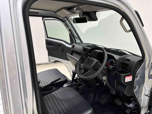 ハイゼットトラックスタンダード　農用スペシャル　４ＷＤ　大型荷台作業灯付リヤ４枚リーフスプリング　スーパーデフロック　アイドリングストップ車　スマートアシスト　ＡＭ／ＦＭラジオ　オートライト　バッテリーカバー　平床三方開　助手席側サイドアンダーミラー　運転席カップホルダー（広島県）の中古車