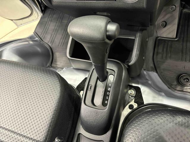 ハイゼットトラックスタンダード　農用スペシャル　４ＷＤ　大型荷台作業灯付リヤ４枚リーフスプリング　スーパーデフロック　アイドリングストップ車　スマートアシスト　ＡＭ／ＦＭラジオ　オートライト　バッテリーカバー　平床三方開　助手席側サイドアンダーミラー　運転席カップホルダー（広島県）の中古車