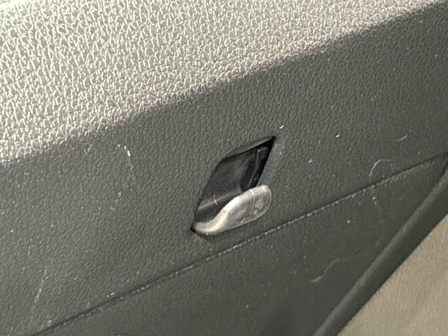 ハイゼットトラックスタンダード　農用スペシャル　４ＷＤ　大型荷台作業灯付リヤ４枚リーフスプリング　スーパーデフロック　アイドリングストップ車　スマートアシスト　ＡＭ／ＦＭラジオ　オートライト　バッテリーカバー　平床三方開　助手席側サイドアンダーミラー　運転席カップホルダー（広島県）の中古車