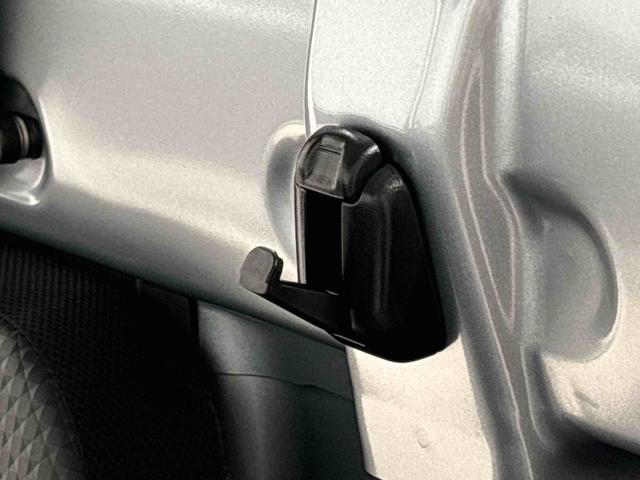 ハイゼットトラックスタンダード　農用スペシャル　４ＷＤ　大型荷台作業灯付リヤ４枚リーフスプリング　スーパーデフロック　アイドリングストップ車　スマートアシスト　ＡＭ／ＦＭラジオ　オートライト　バッテリーカバー　平床三方開　助手席側サイドアンダーミラー　運転席カップホルダー（広島県）の中古車