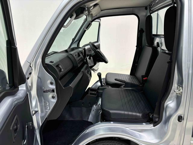 ハイゼットトラックスタンダード　農用スペシャル　４ＷＤ　大型荷台作業灯付リヤ４枚リーフスプリング　スーパーデフロック　アイドリングストップ車　スマートアシスト　ＡＭ／ＦＭラジオ　オートライト　バッテリーカバー　平床三方開　助手席側サイドアンダーミラー　運転席カップホルダー（広島県）の中古車