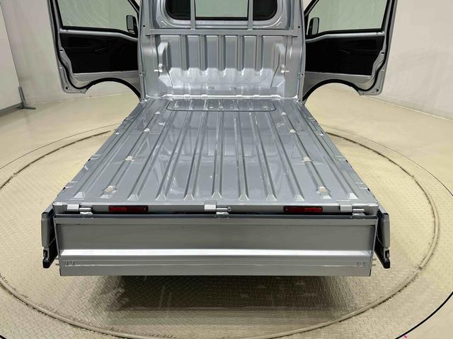 ハイゼットトラックスタンダード　農用スペシャル　４ＷＤ　大型荷台作業灯付リヤ４枚リーフスプリング　スーパーデフロック　アイドリングストップ車　スマートアシスト　ＡＭ／ＦＭラジオ　オートライト　バッテリーカバー　平床三方開　助手席側サイドアンダーミラー　運転席カップホルダー（広島県）の中古車