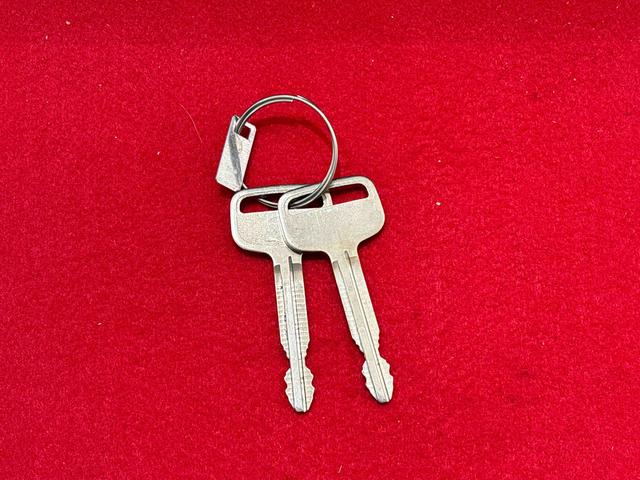 ハイゼットトラックスタンダード　農用スペシャル　４ＷＤ　大型荷台作業灯付リヤ４枚リーフスプリング　スーパーデフロック　アイドリングストップ車　スマートアシスト　ＡＭ／ＦＭラジオ　オートライト　バッテリーカバー　平床三方開　助手席側サイドアンダーミラー　運転席カップホルダー（広島県）の中古車