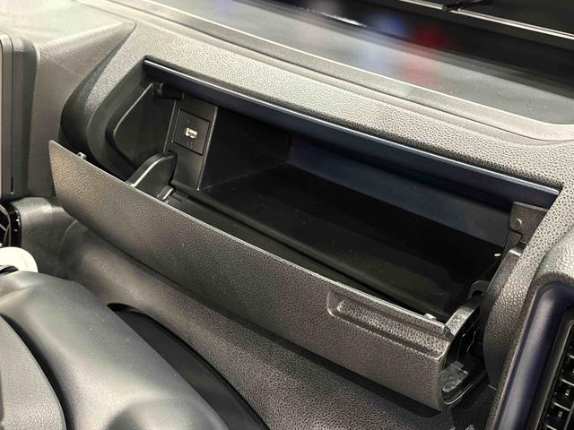 タントカスタムＲＳＬＥＤオートライト　パワースライドドアウェルカムオープン機能　電動パーキングブレーキ　運転席助手席シートヒーター　アルミホイール　キーフリーシステム　　オート電動格納式ドアミラー（広島県）の中古車