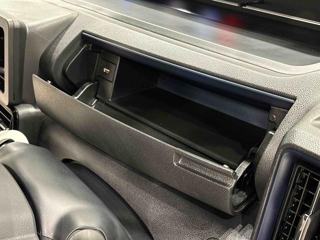 タントカスタムＸＬＥＤオートライト　パワースライドドアウェルカムオープン機能　オート電動格納式ドアミラー　助手席ロングスライド　助手席イージークローザー　アルミホイール　キーフリーシステム（広島県）の中古車