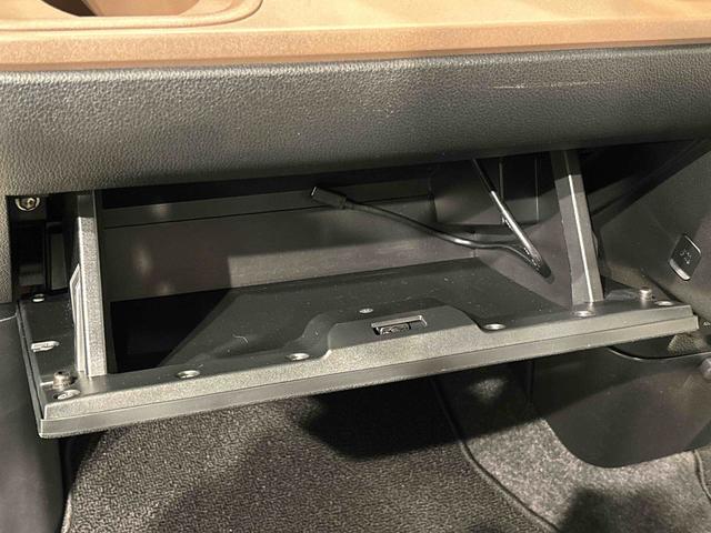 ムーヴキャンバスセオリーＧ　カーナビ　バックカメラ付きＬＥＤオートライト・フォグランプ　電動パーキングブレーキ　プッシュボタンスタート　セキュリティアラーム　バックカメラ　両側パワースライドドアウエルカムオープン機能　オート電動格納式ドアミラー（広島県）の中古車