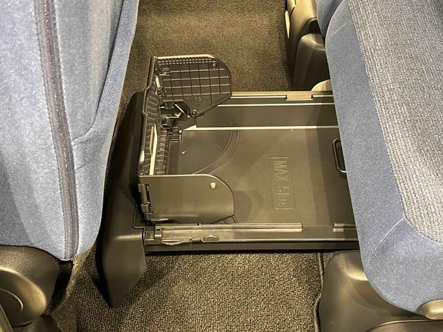 ムーヴキャンバスセオリーＧ　カーナビ　バックカメラ付きＬＥＤオートライト・フォグランプ　電動パーキングブレーキ　プッシュボタンスタート　セキュリティアラーム　バックカメラ　両側パワースライドドアウエルカムオープン機能　オート電動格納式ドアミラー（広島県）の中古車