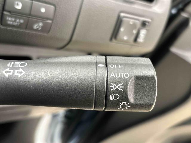 セレナ２０Ｘ　Ｓ−ハイブリッド　ナビ　ドラレコ　ＥＴＣオートエアコン　ホイールキャップ　オートライト　プッシュボタンスタート　　キーフリーシステム（広島県）の中古車