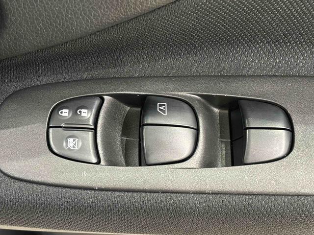 セレナ２０Ｘ　Ｓ−ハイブリッド　ナビ　ドラレコ　ＥＴＣオートエアコン　ホイールキャップ　オートライト　プッシュボタンスタート　　キーフリーシステム（広島県）の中古車