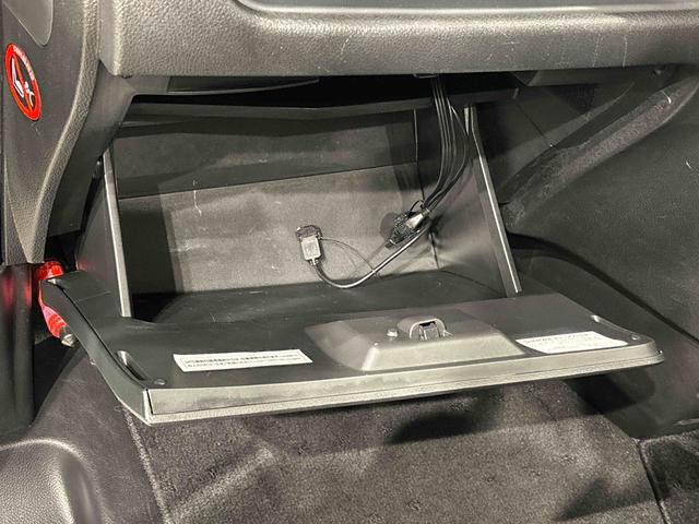 セレナ２０Ｘ　Ｓ−ハイブリッド　ナビ　ドラレコ　ＥＴＣオートエアコン　ホイールキャップ　オートライト　プッシュボタンスタート　　キーフリーシステム（広島県）の中古車