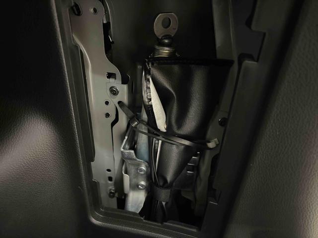 セレナ２０Ｘ　Ｓ−ハイブリッド　ナビ　ドラレコ　ＥＴＣオートエアコン　ホイールキャップ　オートライト　プッシュボタンスタート　　キーフリーシステム（広島県）の中古車