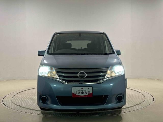 セレナ２０Ｘ　Ｓ−ハイブリッド　ナビ　ドラレコ　ＥＴＣオートエアコン　ホイールキャップ　オートライト　プッシュボタンスタート　　キーフリーシステム（広島県）の中古車