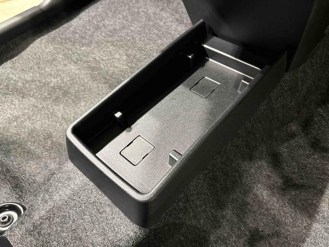 ミライースＸ　リミテッドＳＡIIIＬＥＤヘッドランプ　セキュリティアラーム　コーナーセンサー　１４インチフルホイールキャップ　キーレスエントリー　電動格納式ドアミラー　ショツピングフック　マニュアルエアコン（広島県）の中古車