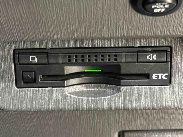 プリウスアルファＧツーリングセレクションナビゲーション　バックモニター　ＥＴＣ　オートエアコン　電動格納式ドアミラー　プッシュスタート　オートライト　フォグランプアルミホイール（広島県）の中古車