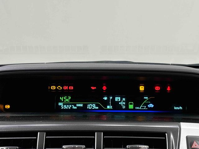 プリウスアルファＧツーリングセレクションナビゲーション　バックモニター　ＥＴＣ　オートエアコン　電動格納式ドアミラー　プッシュスタート　オートライト　フォグランプアルミホイール（広島県）の中古車