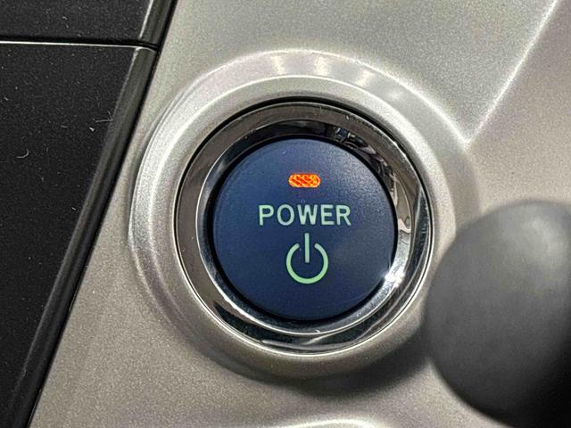 プリウスアルファＧツーリングセレクションナビゲーション　バックモニター　ＥＴＣ　オートエアコン　電動格納式ドアミラー　プッシュスタート　オートライト　フォグランプアルミホイール（広島県）の中古車