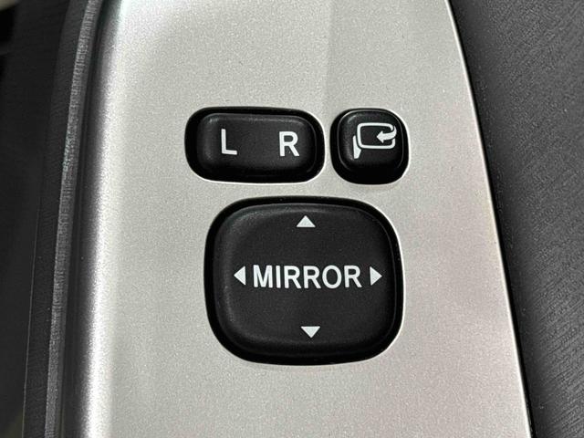 プリウスアルファＧツーリングセレクションナビゲーション　バックモニター　ＥＴＣ　オートエアコン　電動格納式ドアミラー　プッシュスタート　オートライト　フォグランプアルミホイール（広島県）の中古車