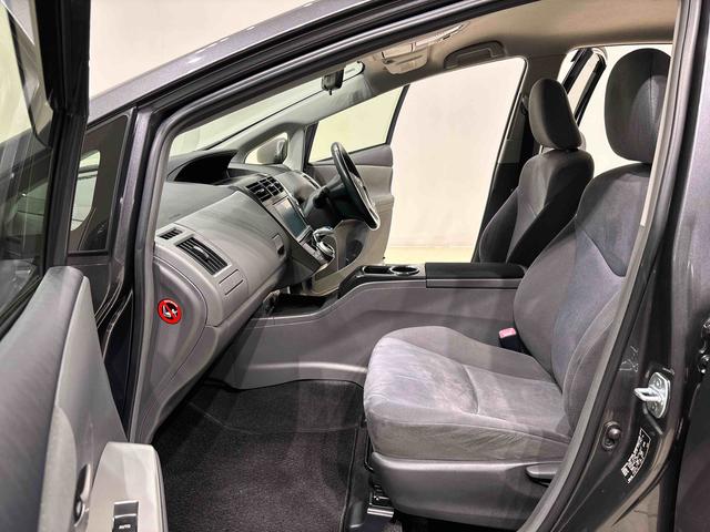 プリウスアルファＧツーリングセレクションナビゲーション　バックモニター　ＥＴＣ　オートエアコン　電動格納式ドアミラー　プッシュスタート　オートライト　フォグランプアルミホイール（広島県）の中古車