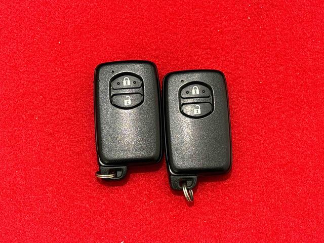 プリウスアルファＧツーリングセレクションナビゲーション　バックモニター　ＥＴＣ　オートエアコン　電動格納式ドアミラー　プッシュスタート　オートライト　フォグランプアルミホイール（広島県）の中古車