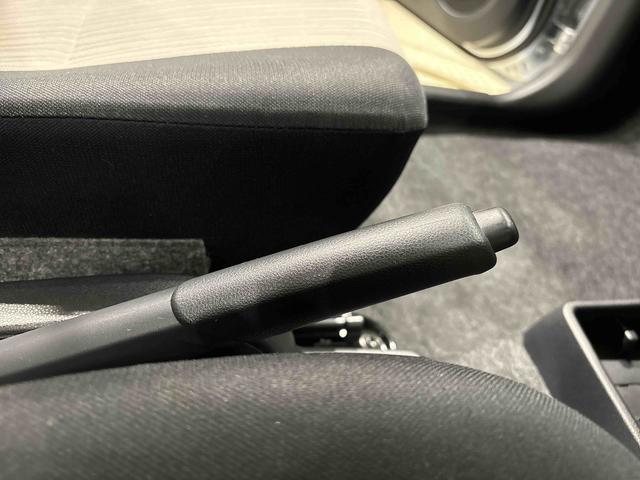 ミライースＸ　リミテッドＳＡIIIＬＥＤヘッドランプ　セキュリティアラーム　コーナーセンサー　１４インチフルホイールキャップ　キーレスエントリー　電動格納式ドアミラー　ショツピングフック　マニュアルエアコン（広島県）の中古車