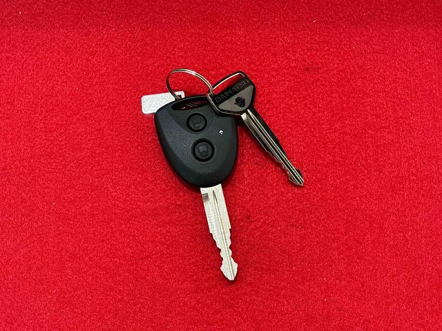 ミライースＸ　リミテッドＳＡIIIＬＥＤヘッドランプ　セキュリティアラーム　コーナーセンサー　１４インチフルホイールキャップ　キーレスエントリー　電動格納式ドアミラー　ショツピングフック　マニュアルエアコン（広島県）の中古車