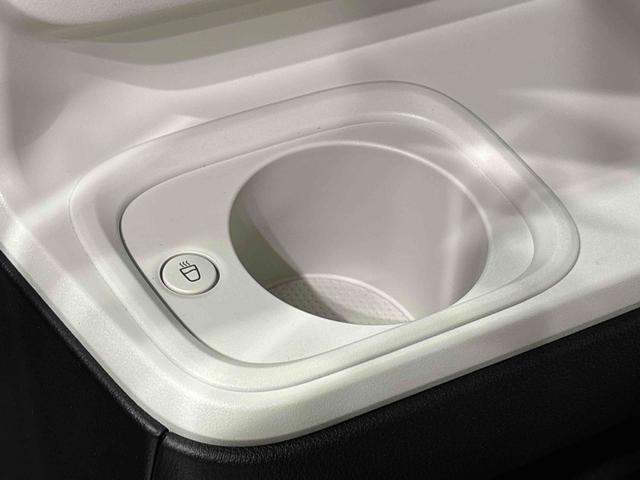 ムーヴキャンバスストライプスGLEDオートライト・フォグランプ 電動パーキングブレーキ プッシュボタンスタート セキュリティアラーム バックカメラ 両側パワースライドドアウエルカムオープン機能 オート電動格納式ドアミラー(広島県)の中古車