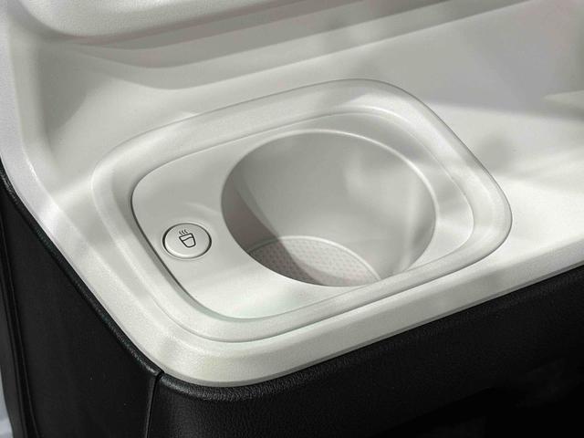 ムーヴキャンバスストライプスＧＬＥＤオートライト・フォグランプ　電動パーキングブレーキ　プッシュボタンスタート　セキュリティアラーム　バックカメラ　オート電動格納式ドアミラー　運（広島県）の中古車