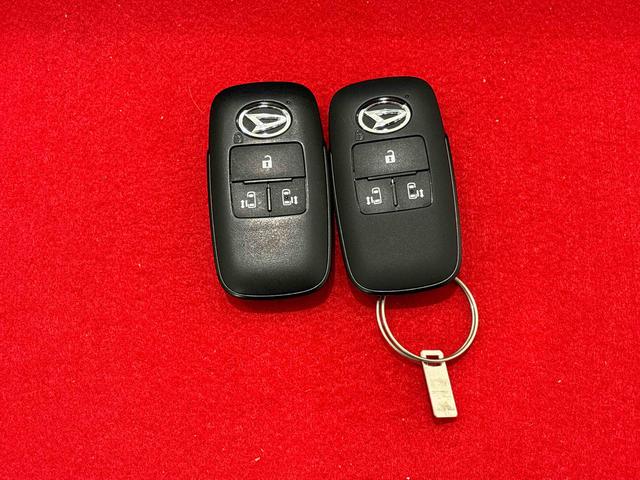 ムーヴキャンバスストライプスＧＬＥＤオートライト・フォグランプ　電動パーキングブレーキ　プッシュボタンスタート　セキュリティアラーム　バックカメラ　オート電動格納式ドアミラー　運（広島県）の中古車