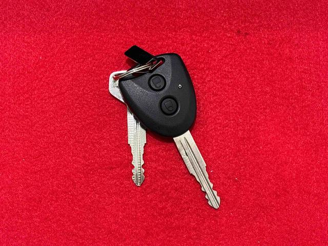 ミライースＸ　ＳＡIII　　メーカー保証（保証継承）　点検整備ＬＥＤヘッドランプ　セキュリティアラーム　コーナーセンサー　１４インチフルホイールキャップ　キーレスエントリー　電動格納式ドアミラー　ショツピングフック　マニュアルエアコン（広島県）の中古車