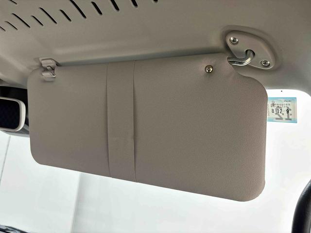 ハイゼットカーゴＤＸ　　納車前点検整備あり／メーカー保証あり（保障継承）ＬＥＤヘッドランプ　トップシェイドガラス　コーナーセンサー　オーバーヘッドシェルフ　フロントドアパワーウインドウ　キーレスエントリー　ＡＭ／ＦＭラジオ　テンパータイヤ　スチールホイール（広島県）の中古車