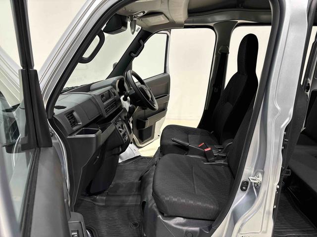 ハイゼットカーゴＤＸ　　納車前点検整備あり／メーカー保証あり（保障継承）ＬＥＤヘッドランプ　トップシェイドガラス　コーナーセンサー　オーバーヘッドシェルフ　フロントドアパワーウインドウ　キーレスエントリー　ＡＭ／ＦＭラジオ　テンパータイヤ　スチールホイール（広島県）の中古車