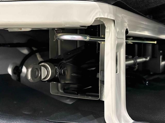 ハイゼットカーゴＤＸ　　納車前点検整備あり／メーカー保証あり（保障継承）ＬＥＤヘッドランプ　トップシェイドガラス　コーナーセンサー　オーバーヘッドシェルフ　フロントドアパワーウインドウ　キーレスエントリー　ＡＭ／ＦＭラジオ　テンパータイヤ　スチールホイール（広島県）の中古車