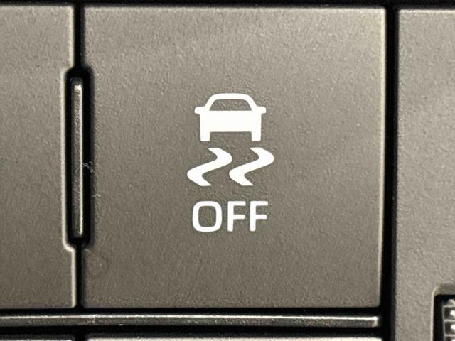 ハイゼットカーゴＤＸキーレスエントリー　マニュアルエアコン　運転席・助手席パワーウインドウ　オートライト　ハンド式サイドブレーキ　ハロゲンヘッドライト　アイドリングストップ機能　　　テンパータイヤ（広島県）の中古車