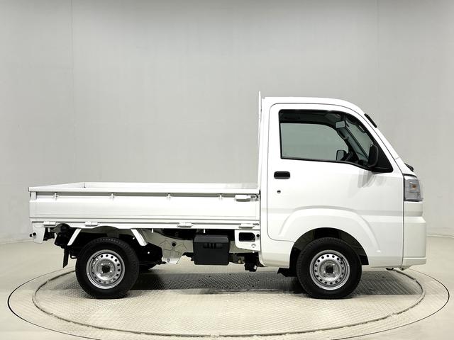 ハイゼットトラックスタンダード　マニュアルレベリング機能付ハロゲンヘッドランプ運転席ＳＲＳエアバック　バックソナー　電動式パワーステアリング　ＡＭ／ＦＭラジオ　あゆみ板掛けテールゲート　ＶＳＣ＆ＴＲＣ　衝突警報機能　衝突回避支援ブレーキ　車線逸脱警報機能　オートハイビーム（広島県）の中古車