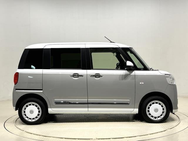 ムーヴキャンバスストライプスＧ　保温機能付きドリンクホルダー　キーフリーＬＥＤオートライト・フォグランプ　電動パーキングブレーキ　プッシュボタンスタート　セキュリティアラーム　バックカメラ　両側パワースライドドアウエルカムオープン機能　オート電動格納式ドアミラー（広島県）の中古車