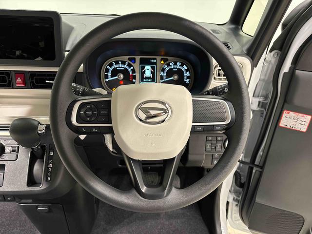 ムーヴキャンバスストライプスＧ　保温機能付きドリンクホルダー　キーフリーＬＥＤオートライト・フォグランプ　電動パーキングブレーキ　プッシュボタンスタート　セキュリティアラーム　バックカメラ　両側パワースライドドアウエルカムオープン機能　オート電動格納式ドアミラー（広島県）の中古車