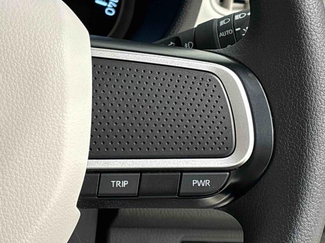 ムーヴキャンバスストライプスＧ　保温機能付きドリンクホルダー　キーフリーＬＥＤオートライト・フォグランプ　電動パーキングブレーキ　プッシュボタンスタート　セキュリティアラーム　バックカメラ　両側パワースライドドアウエルカムオープン機能　オート電動格納式ドアミラー（広島県）の中古車