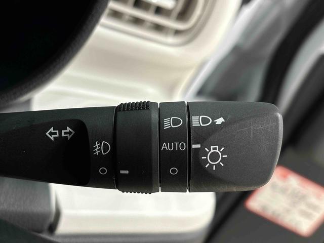 ムーヴキャンバスストライプスＧ　保温機能付きドリンクホルダー　キーフリーＬＥＤオートライト・フォグランプ　電動パーキングブレーキ　プッシュボタンスタート　セキュリティアラーム　バックカメラ　両側パワースライドドアウエルカムオープン機能　オート電動格納式ドアミラー（広島県）の中古車