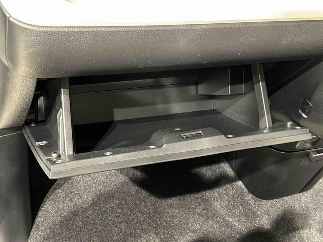 ムーヴキャンバスストライプスＧ　保温機能付きドリンクホルダー　キーフリーＬＥＤオートライト・フォグランプ　電動パーキングブレーキ　プッシュボタンスタート　セキュリティアラーム　バックカメラ　両側パワースライドドアウエルカムオープン機能　オート電動格納式ドアミラー（広島県）の中古車